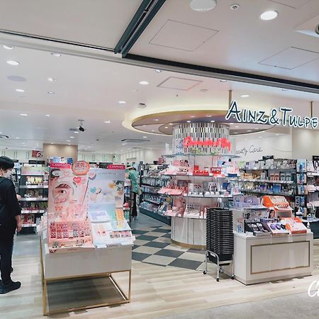 Momo Palace Tokyo Luaran gambar